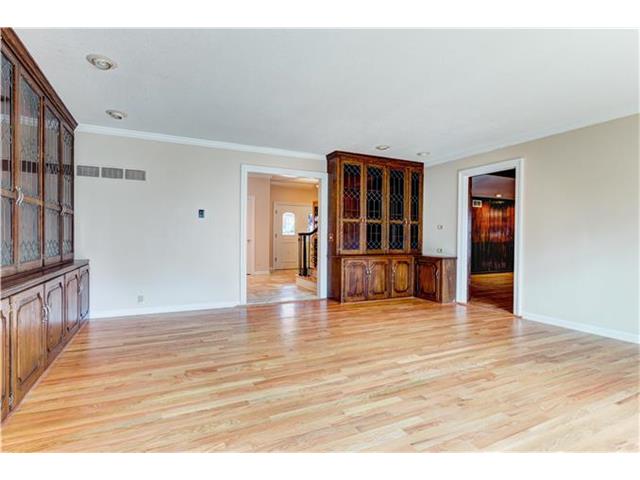 22 Wycklow St