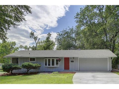 5908 W 76th Ter
