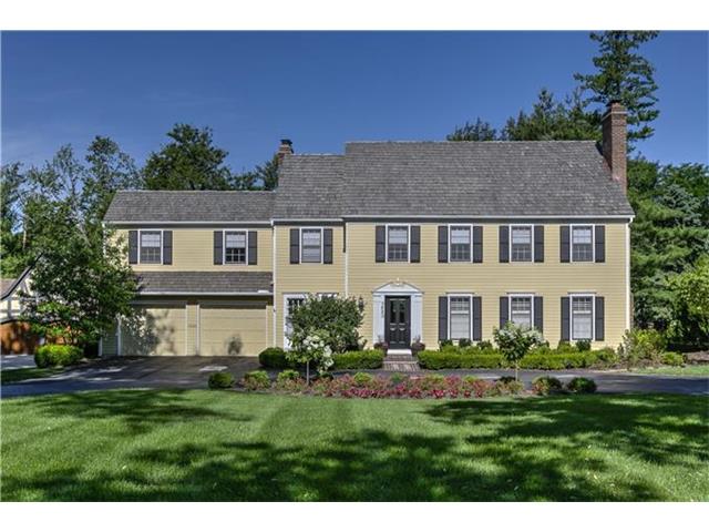 For Sale: 5820 High Dr Prairie Village, KS 66208
