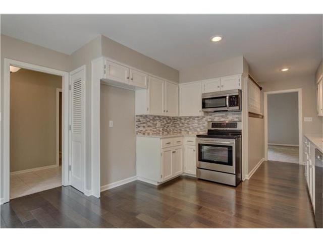 2204 Condolea Ter