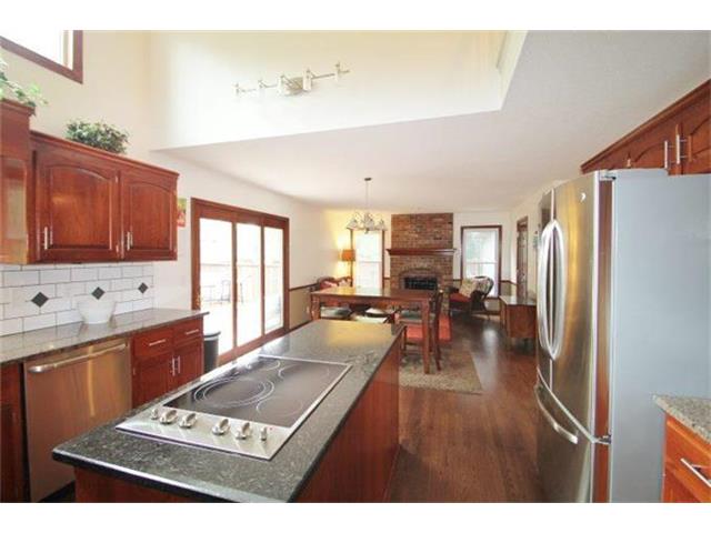 For Sale: 11004 W 126th St Overland Park, KS 66213