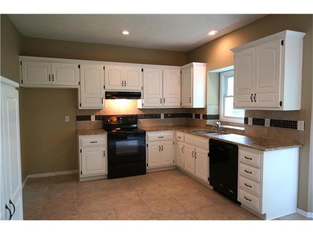 For Sale: 6614 Hauser St Shawnee, KS 66217
