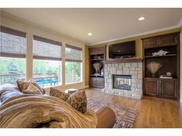 For Sale: 5808 W 145th St Overland Park, KS 66223