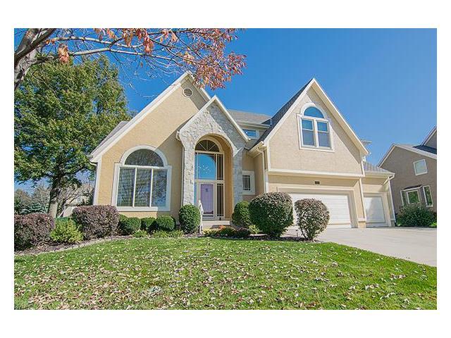 5908 Edgewater Dr