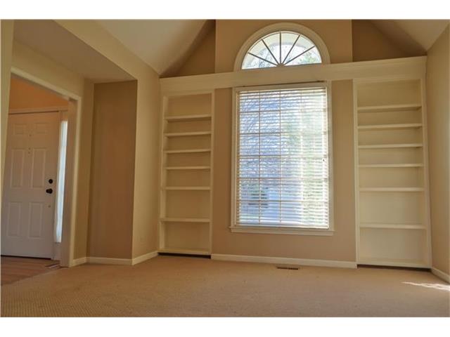 13819 Pembroke Ln