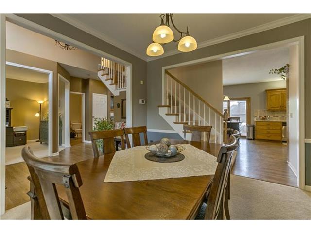 For Sale: 5323 Roundtree St Shawnee, KS 66226