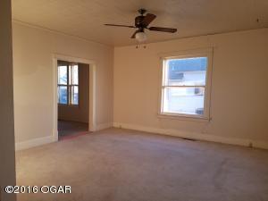 718 S Cherokee St