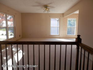 46 Iroquois Dr