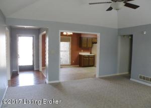 157 Spring Leaf Ct