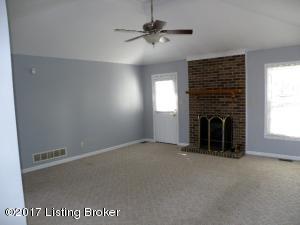 157 Spring Leaf Ct