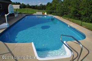 570 Gaines Rd