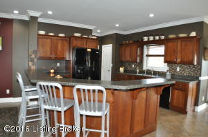 570 Gaines Rd