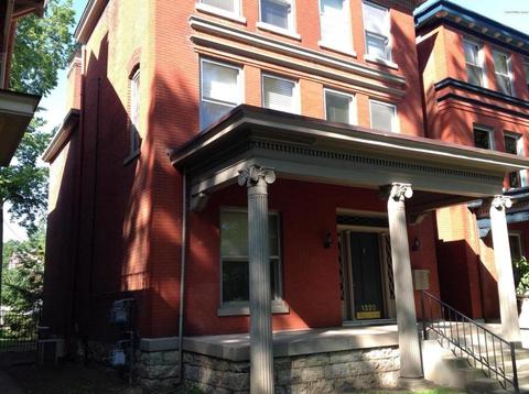 1923 Deer Park Ave