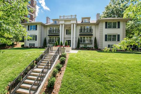 1923 Deer Park Ave
