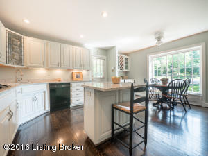 For Sale: 518 Altagate Rd Louisville, KY 40206