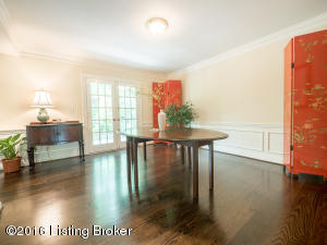 For Sale: 518 Altagate Rd Louisville, KY 40206
