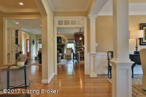 15214 Chestnut Ridge Cir