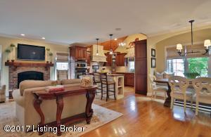 15214 Chestnut Ridge Cir
