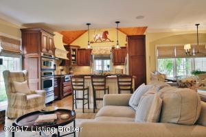 15214 Chestnut Ridge Cir