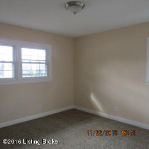 7008 Shutesbury Cir