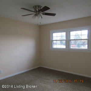 7008 Shutesbury Cir