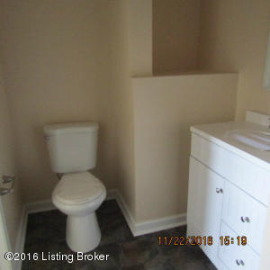 7008 Shutesbury Cir