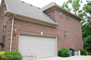 For Sale: 11000 Radleigh Ln Louisville, KY 40291
