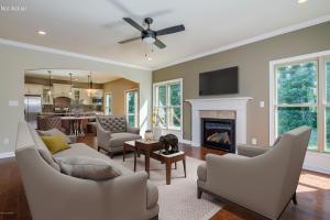 4918 Bridle Bend Way