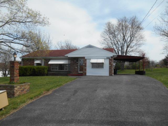 109 W Broadway St