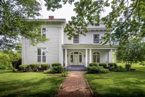 575 Elliston Ln