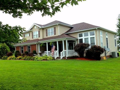 205 Village Dr