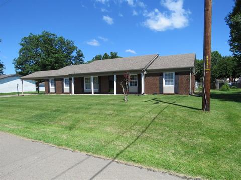 205 Village Dr