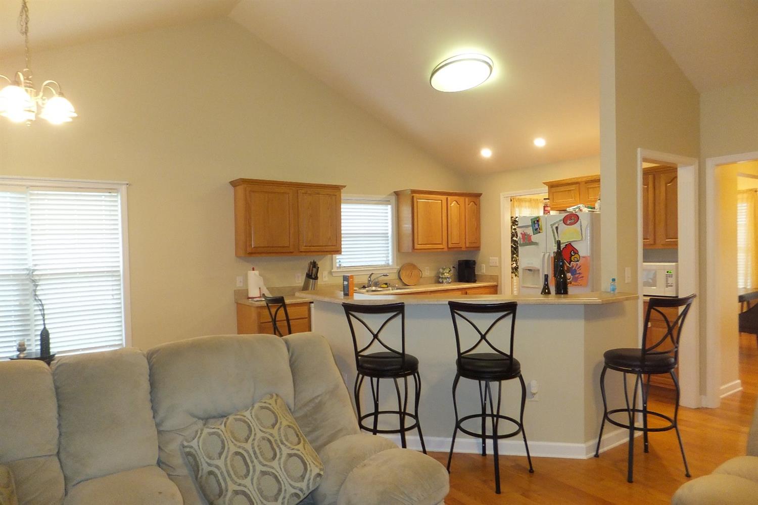 511 Applewood Ln