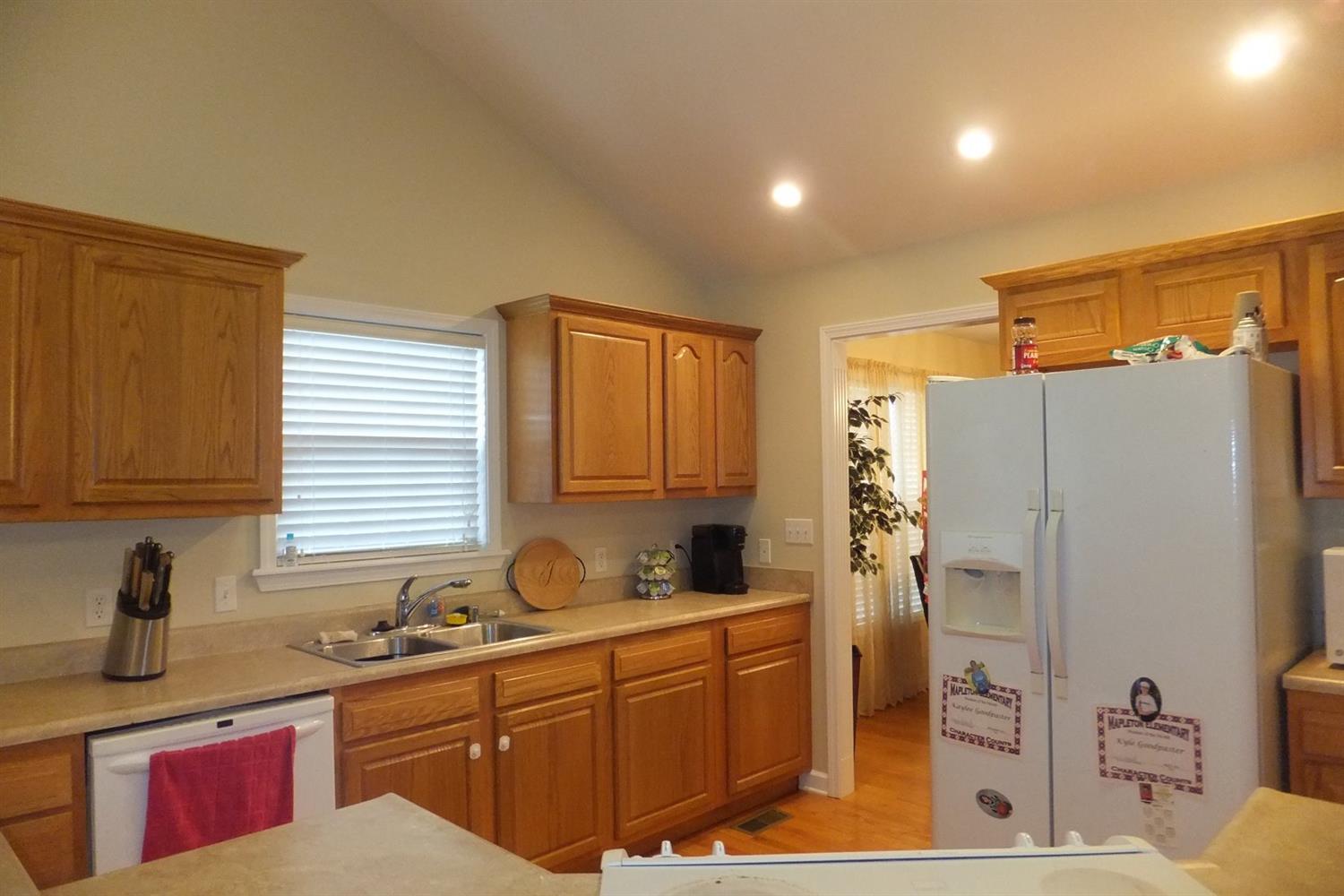 511 Applewood Ln