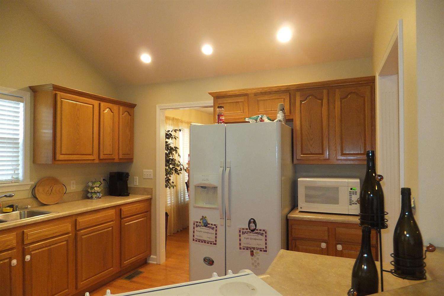 511 Applewood Ln