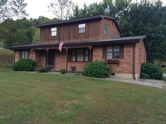 304 Macedonian Ct