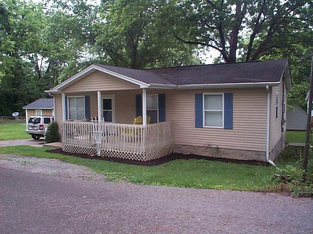 196 Sheila Ln