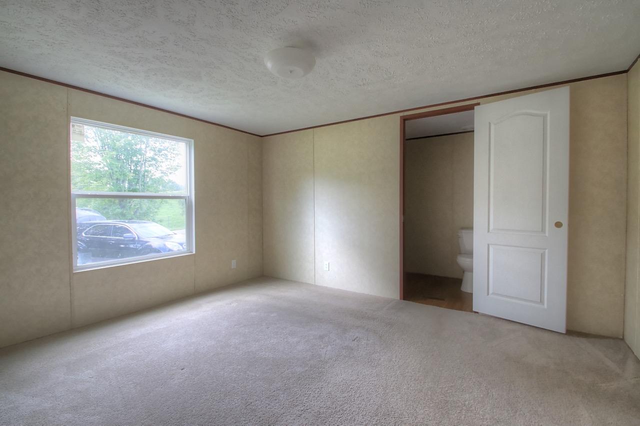 1029 Highway 1569