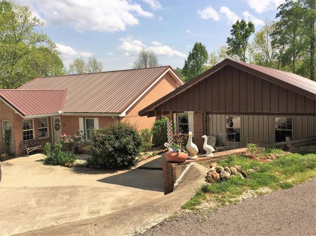 686 Robinson Creek Rd