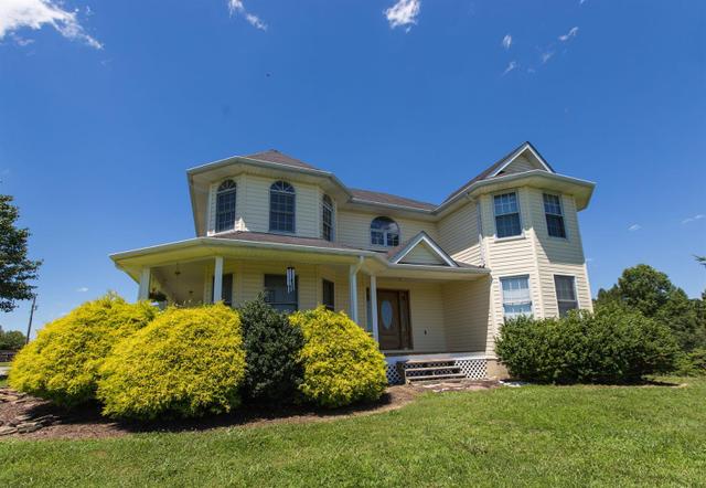686 Robinson Creek Rd