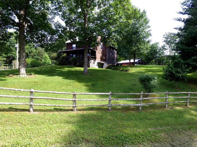 686 Robinson Creek Rd