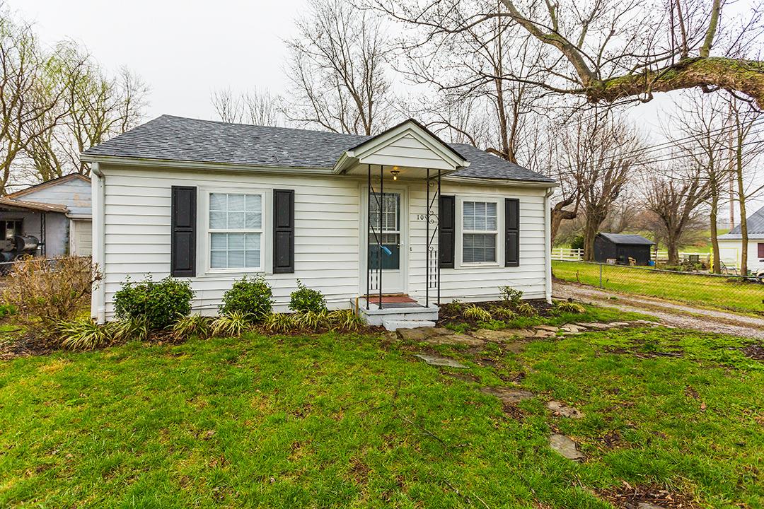 1039 Mae Stephens Rd