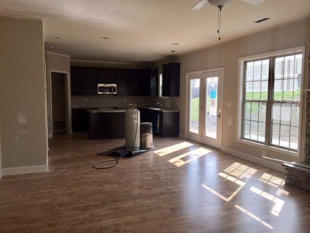 329 Primrose Cir