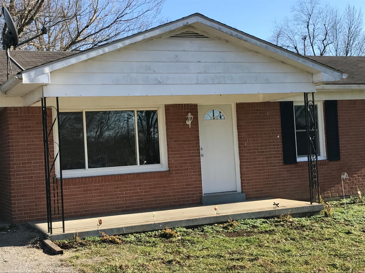 211 Highland