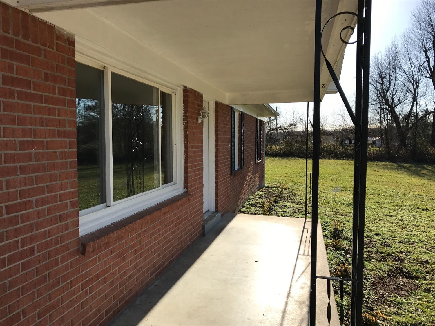211 Highland