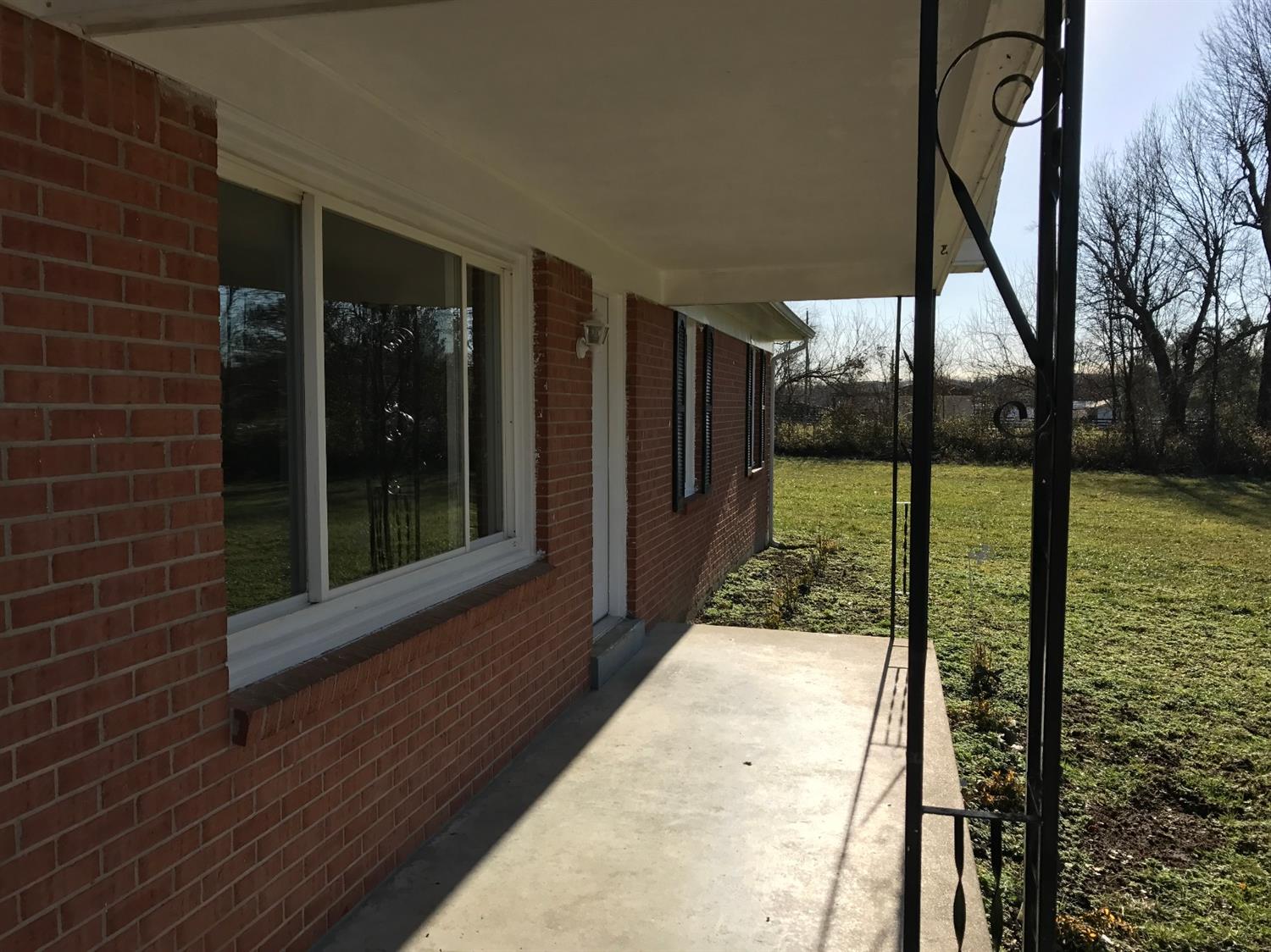 211 Highland