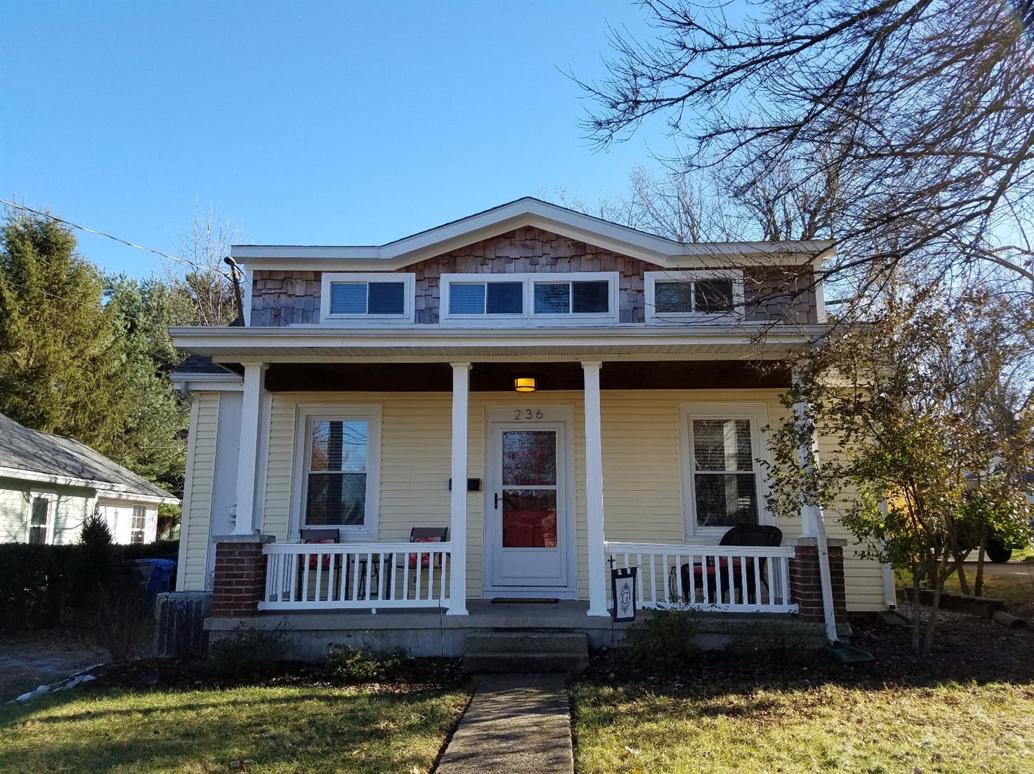 335 Zandale Dr