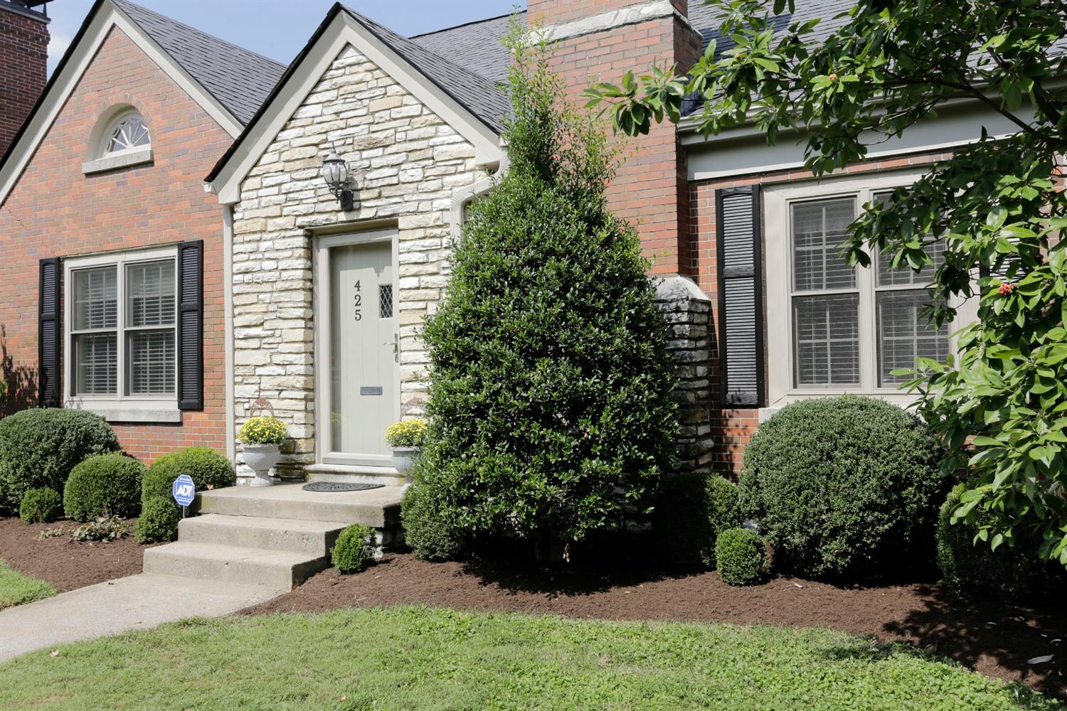 425 Hart Rd