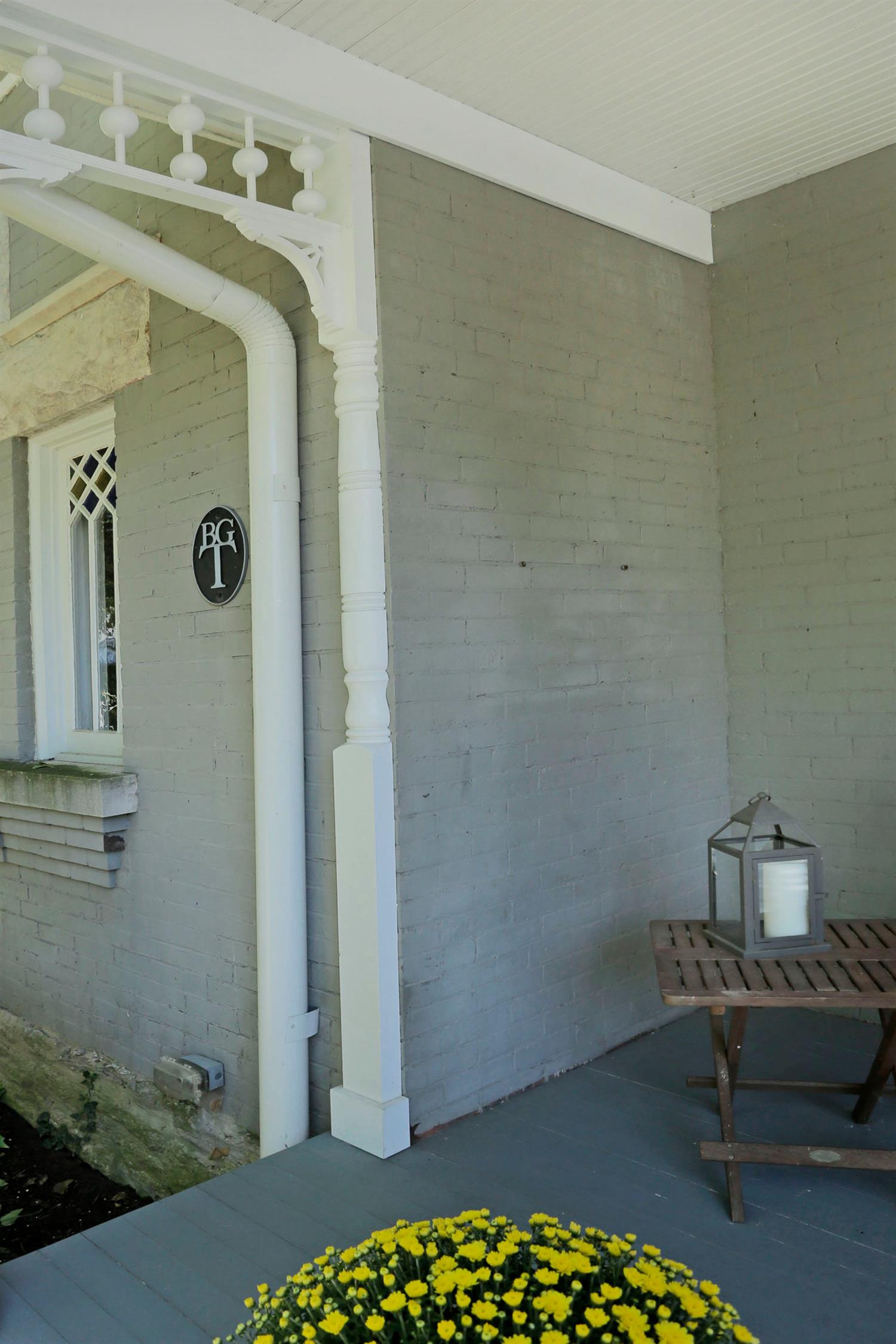 152 Old Park Ave