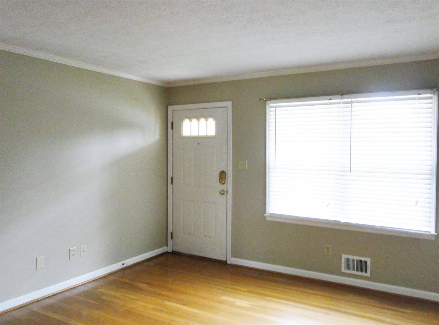 2007 Abelia Ln